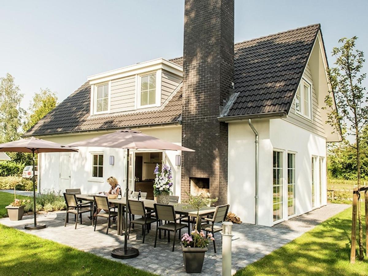 Spacious Home With A Fireplace At 3 Km From Baarle-Nassau Exteriér fotografie