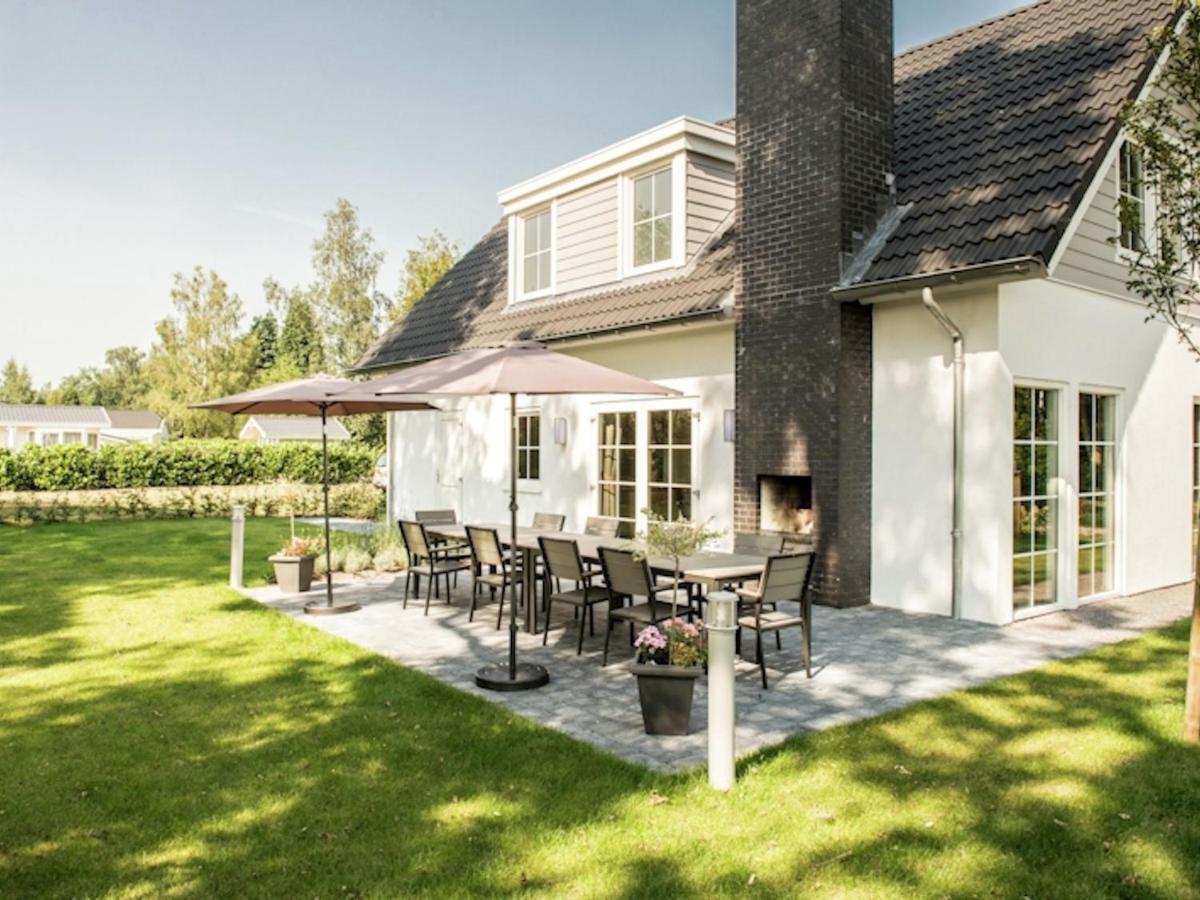 Spacious Home With A Fireplace At 3 Km From Baarle-Nassau Exteriér fotografie